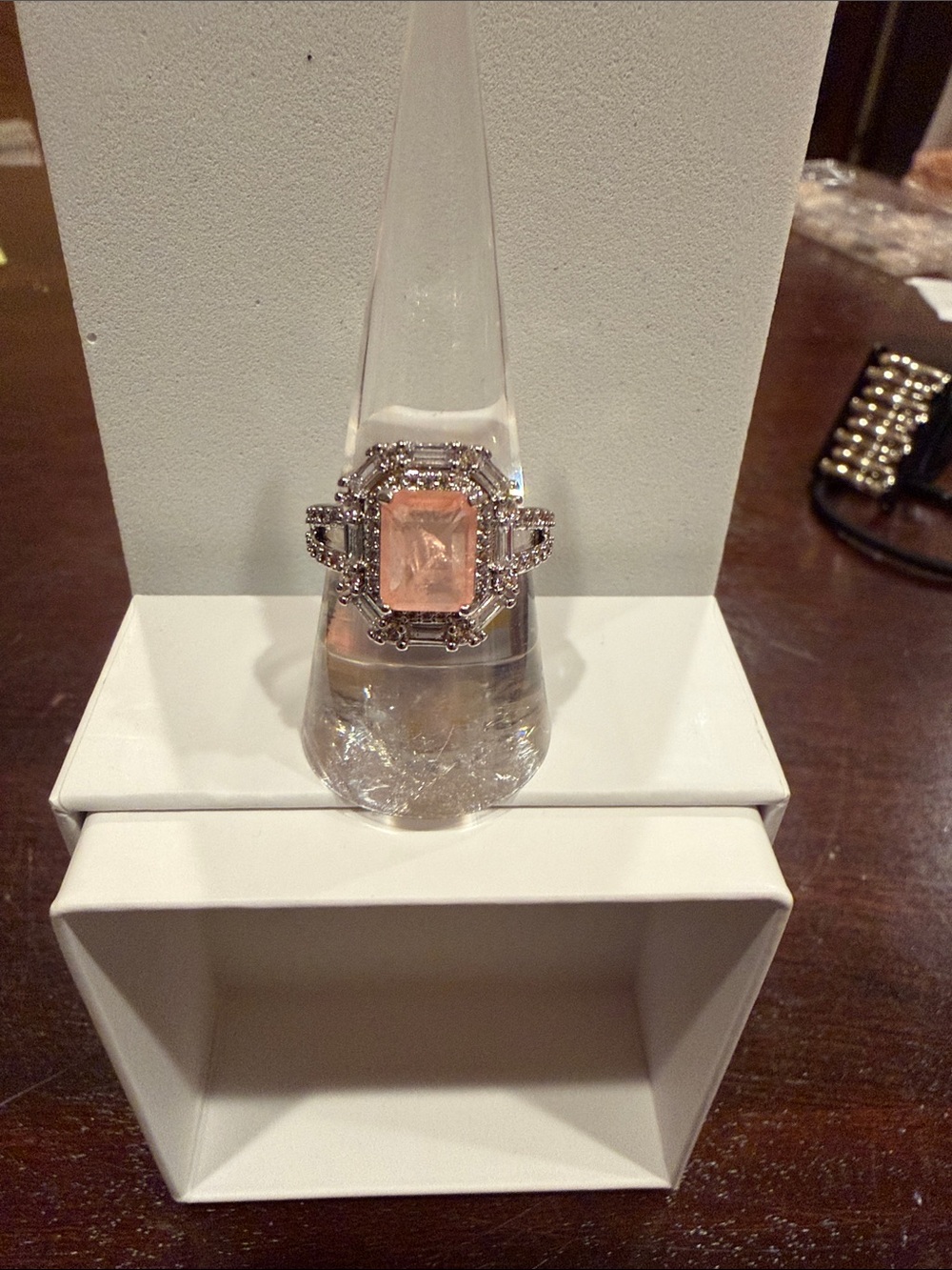 Morganite on Rhodium